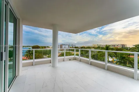 1850 Monroe Street Hollywood FL 33020