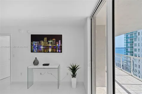 1200 Brickell Bay Drive Miami FL 33131