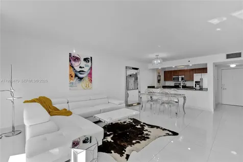 1200 Brickell Bay Drive Miami FL 33131
