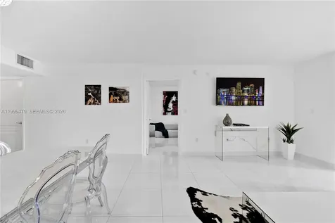 1200 Brickell Bay Drive Miami FL 33131