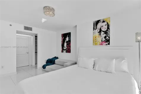 1200 Brickell Bay Drive Miami FL 33131