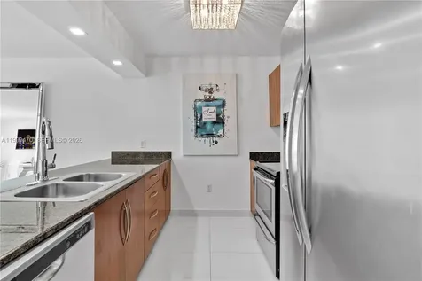 1200 Brickell Bay Drive Miami FL 33131