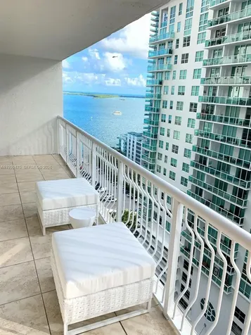 1200 Brickell Bay Drive Miami FL 33131
