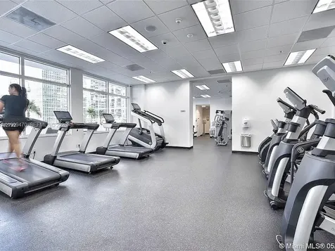 1200 Brickell Bay Drive Miami FL 33131
