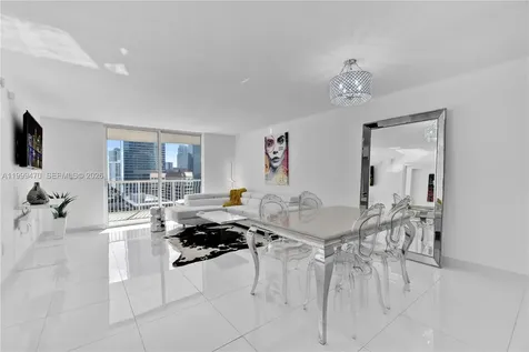 1200 Brickell Bay Drive Miami FL 33131