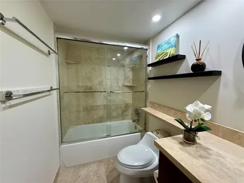 1121 Crandon Boulevard Key Biscayne FL 33149