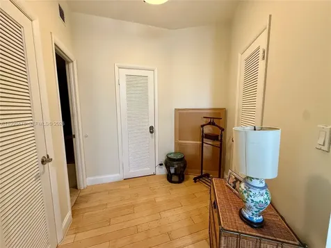 1121 Crandon Boulevard Key Biscayne FL 33149