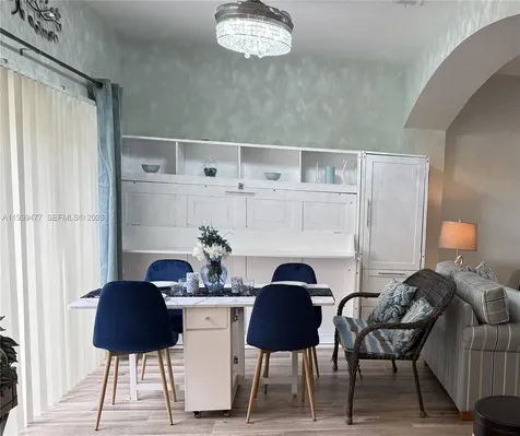 3304 Lisa Lane Naples FL 34109