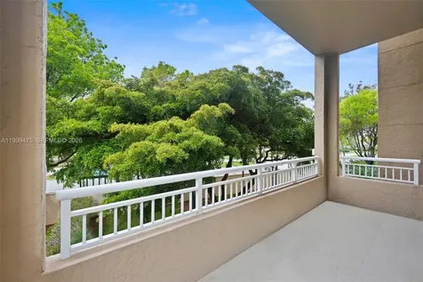 19501 W Country Club Drive Aventura FL 33180
