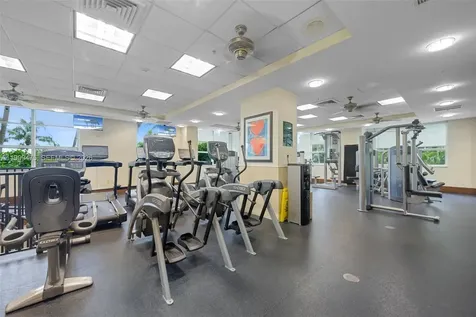 19501 W Country Club Drive Aventura FL 33180