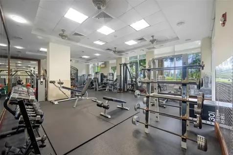 19501 W Country Club Drive Aventura FL 33180