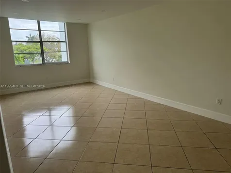 492 NW 165th Street Road Miami FL 33169
