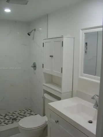 19025 NW 62nd Avenue Hialeah FL 33015