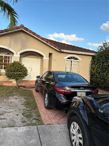 6993 W 5th Court Hialeah FL 33014