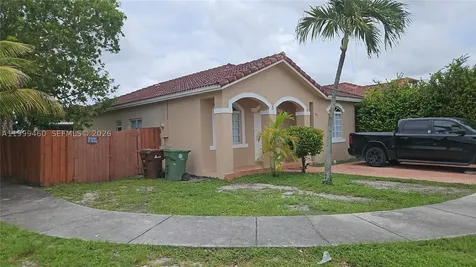6993 W 5th Court Hialeah FL 33014