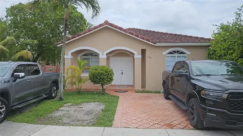 6993 W 5th Court Hialeah FL 33014