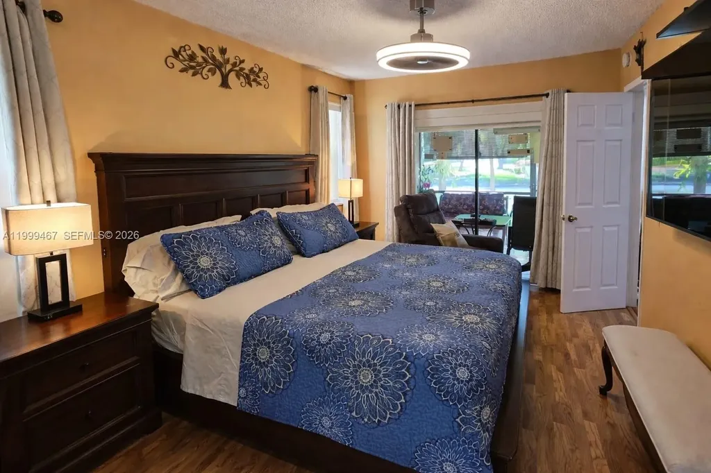 1871 NW 94th Avenue Coral Springs FL 33071