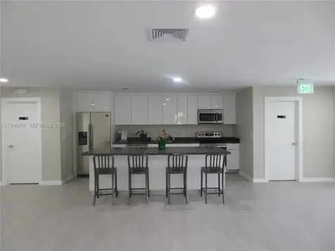 8075 SW 107th Avenue Miami FL 33173