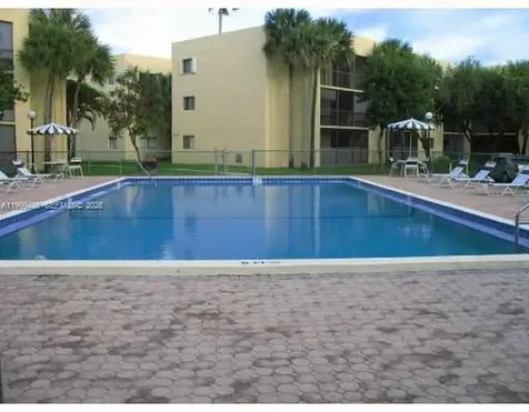 8075 SW 107th Avenue Miami FL 33173