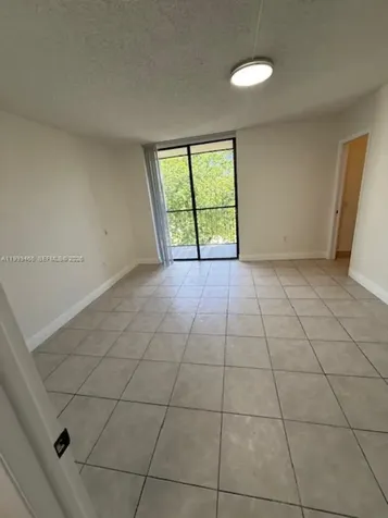 8075 SW 107th Avenue Miami FL 33173