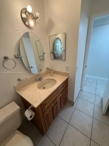 8075 SW 107th Avenue Miami FL 33173