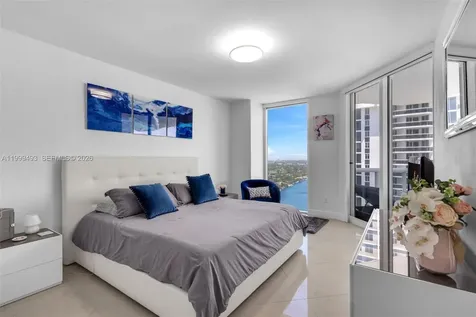 4775 Collins Avenue Miami Beach FL 33140