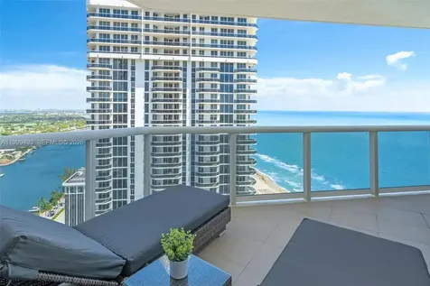 4775 Collins Avenue Miami Beach FL 33140