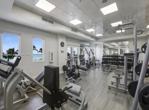 4775 Collins Avenue Miami Beach FL 33140
