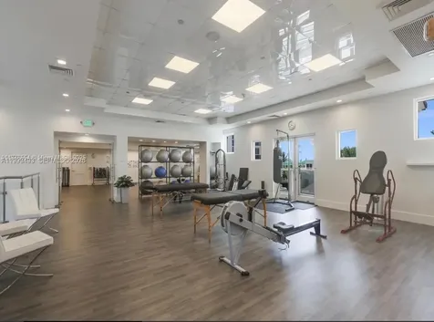 4775 Collins Avenue Miami Beach FL 33140