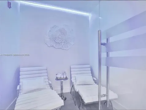 4775 Collins Avenue Miami Beach FL 33140