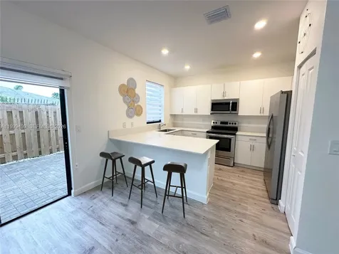 949 NE 211th Street Miami FL 33179