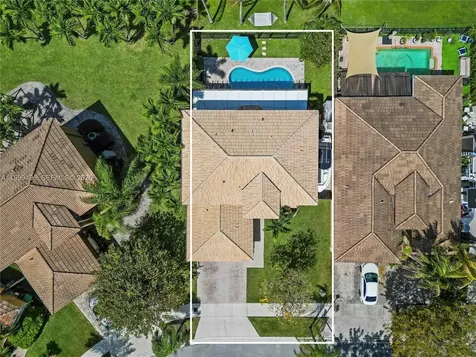 20918 SW 89th Path Cutler Bay FL 33189