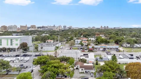 4310 SW 7th Street Miami FL 33134