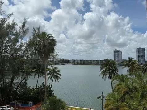 18151 NE 31st Court Aventura FL 33160
