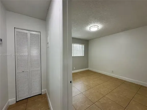 2900 NE 17th Avenue Pompano Beach FL 33064