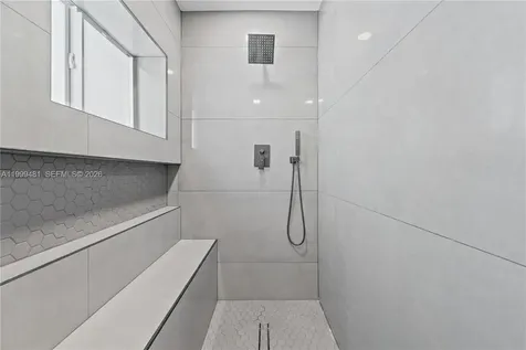 18462 SW 88th Place Cutler Bay FL 33157