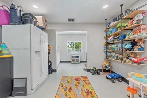 18462 SW 88th Place Cutler Bay FL 33157
