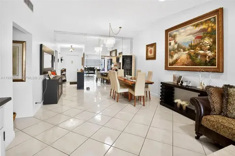6445 W Pinehurst Circle W Tamarac FL 33321