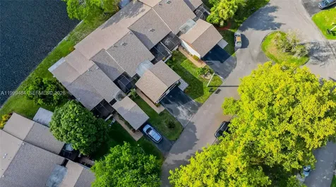 6445 W Pinehurst Circle W Tamarac FL 33321