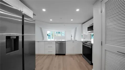 555 NE 34th Street Miami FL 33137