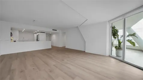 555 NE 34th Street Miami FL 33137