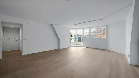 555 NE 34th Street Miami FL 33137