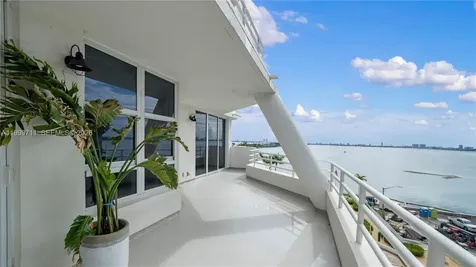 555 NE 34th Street Miami FL 33137