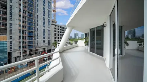 555 NE 34th Street Miami FL 33137