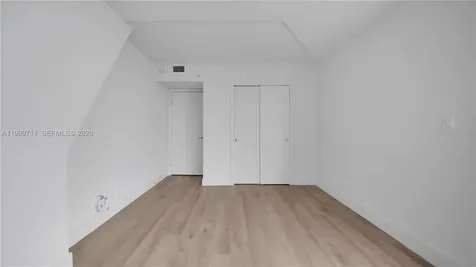 555 NE 34th Street Miami FL 33137