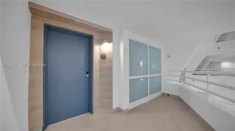 555 NE 34th Street Miami FL 33137