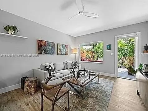808 NE 17th Way Fort Lauderdale FL 33304