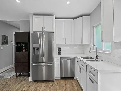 808 NE 17th Way Fort Lauderdale FL 33304