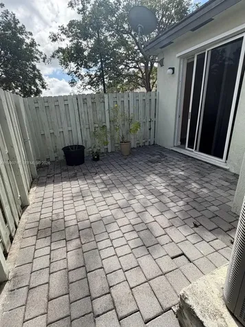 133 SE 28 Homestead FL 33033