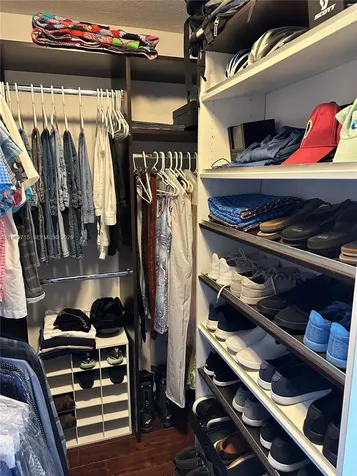 925 NE 26th Avenue Hallandale Beach FL 33009